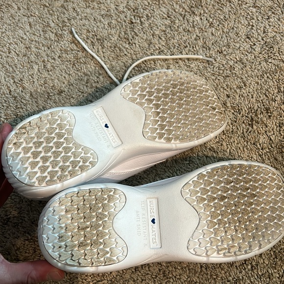Nurse Mates shoes, size 6.5 - Picture 4 of 5